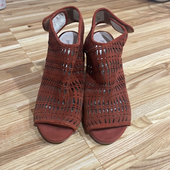 Jeffrey Campbell Open Toe Wedge - Picture 1 of 8